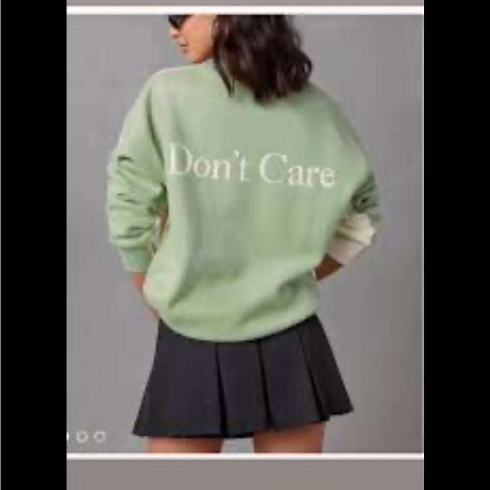 Cream Crew Neck Sweatshirt with Ribbed Cuffs